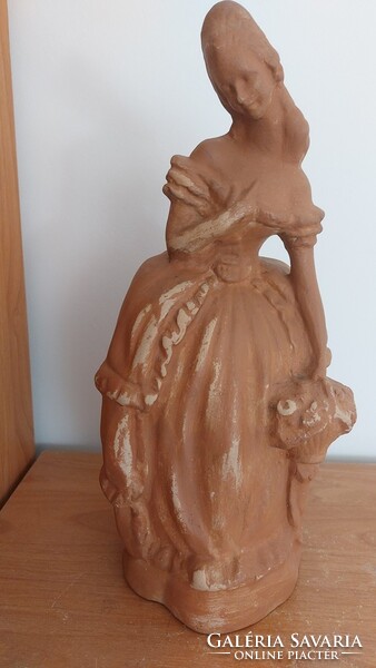 (K) Berki kerámiaszobor 32 cm magas
