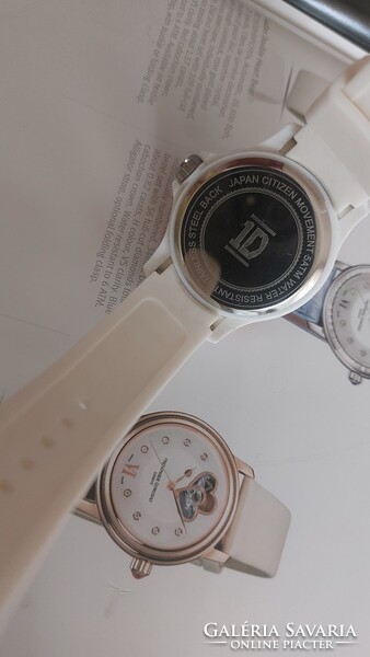 (K) One Direction (Citizen) quartz karóra