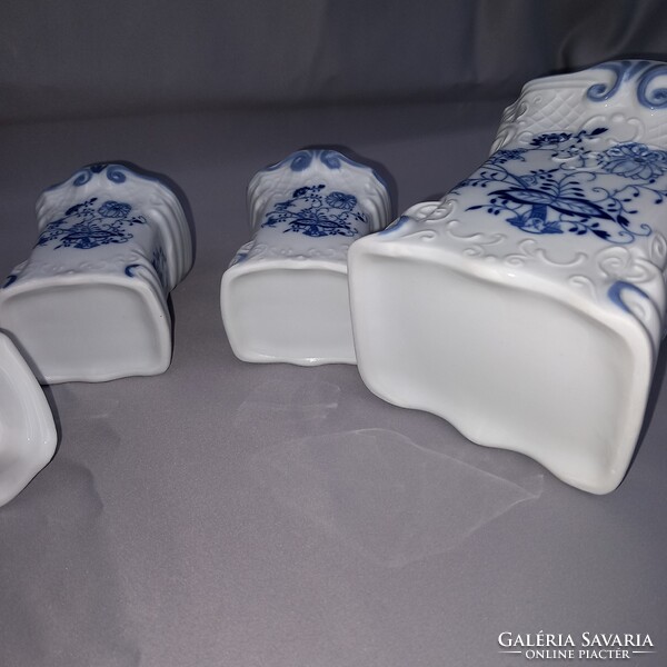 Gyönyörű, 6 db porcelán, fedeles, Kék-fehér fűszertartó.