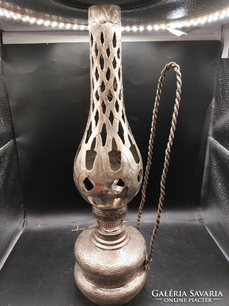 Ezüst petróleum lámpa, XX. század eleje, jelzett, 40 cm-es, 650 gramm.8630