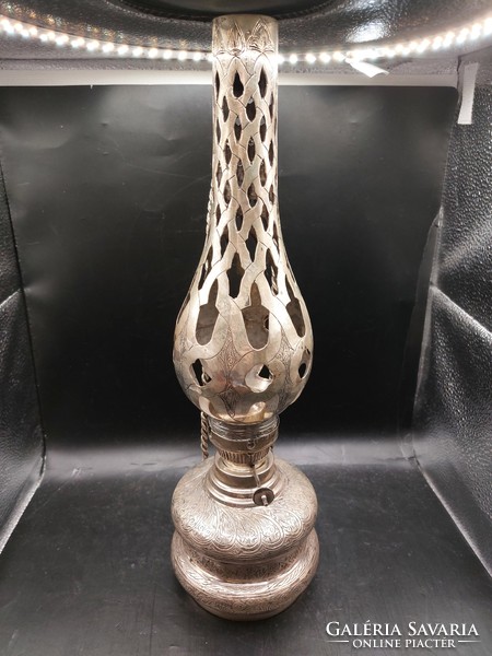 Ezüst petróleum lámpa, XX. század eleje, jelzett, 40 cm-es, 650 gramm.8630