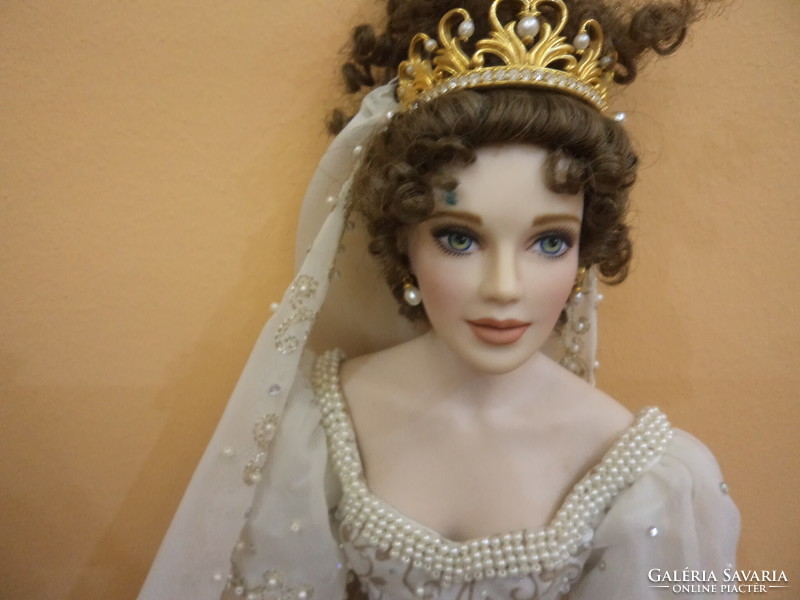 Franklin Mint Faberge Collectors Doll Natalie Spring Bride Doll.
