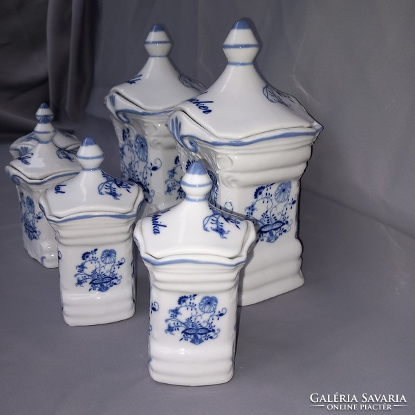 Gyönyörű, 6 db porcelán, fedeles, Kék-fehér fűszertartó.
