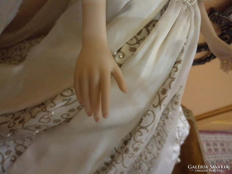 Franklin Mint Faberge Collectors Doll Natalie Spring Bride Doll.