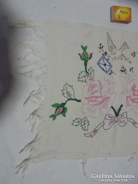 Régi, kézzel hímzett díszpárna - virágok, galamb,...