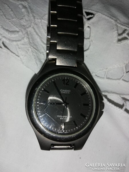 Casio titán Lin 163 kvarcóra