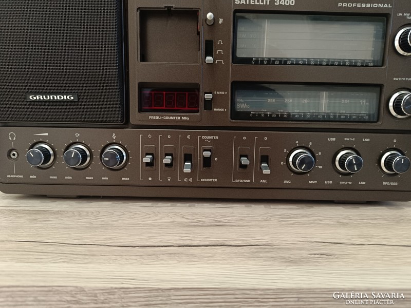 Grundig Satellit 3400