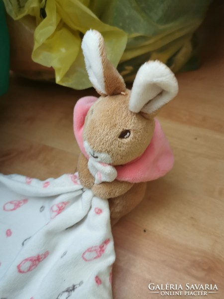 Nyúl Péter szundikendők 001. - Peter Rabbit naps 001.