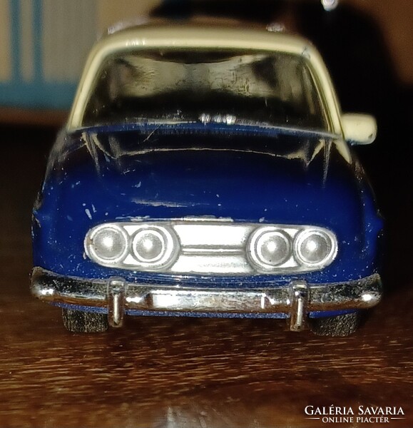 Tatra 603 modell