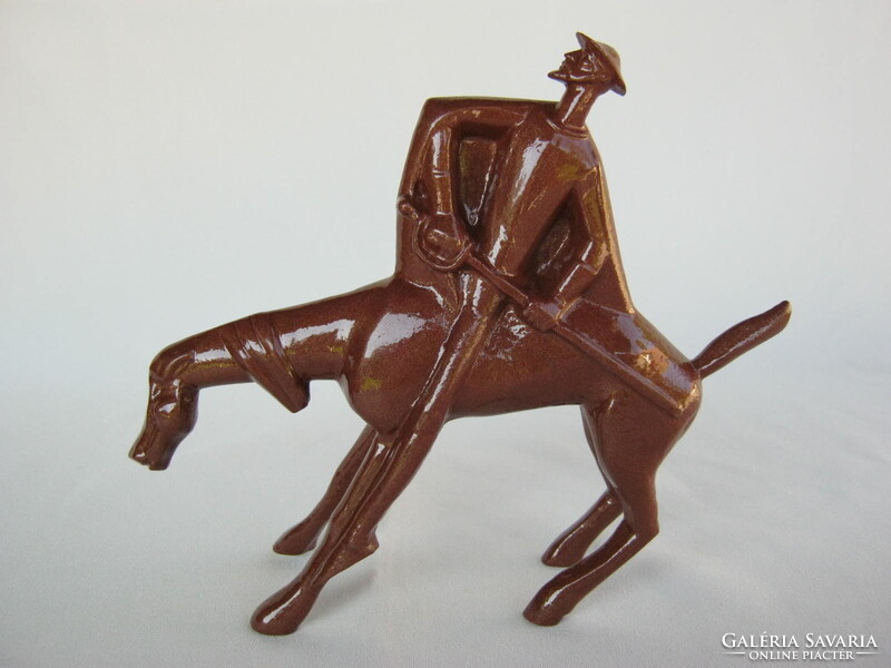 Don Quijote fém szobor
