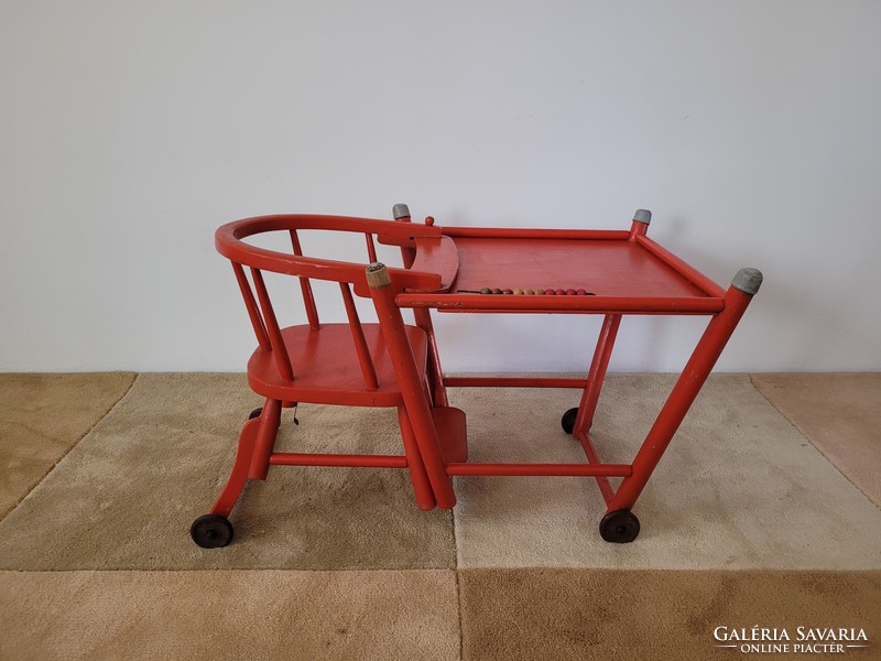 Régi retro variálható gyerek etetőszék gurulós asztal szék mid century fa gyerek szék