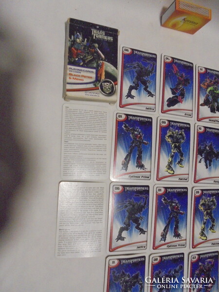 Transformers játék kártya pakli dobozában