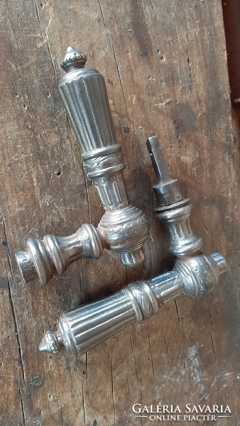 Kilincs, kapukilincs