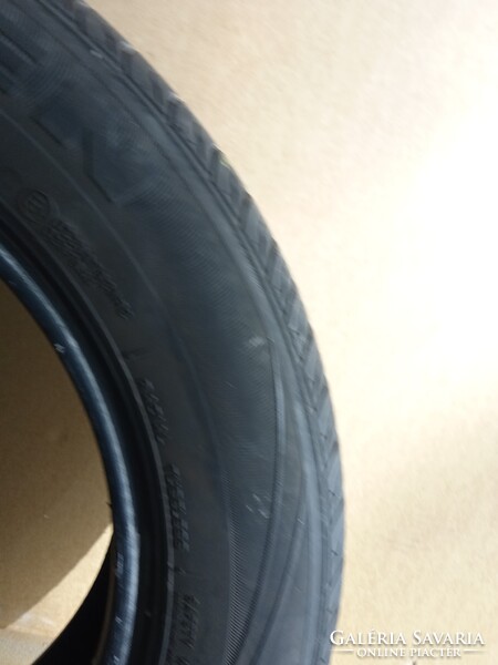 Nexen N'Blue HD 185/60 R15 84H - kb. 28000km-t futott gumi!! 1 darab