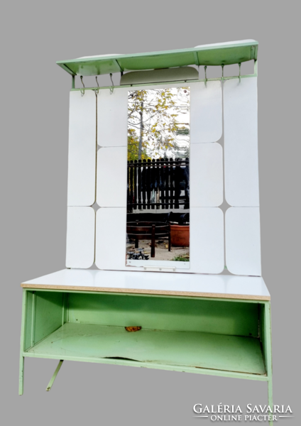 Loft előszobafal, öltözőszekrény
