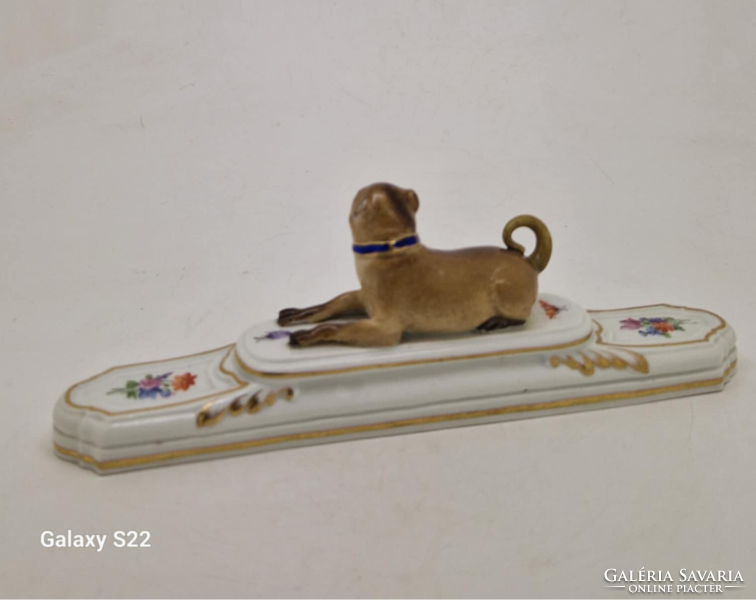 Meisseni porcelán pug mopsz papírnehezék 18.század 19cm