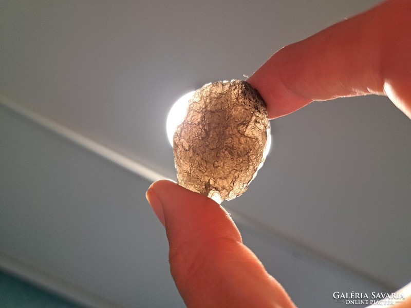 Kolumbianit Tektit meteorit 97 ct becsapódasi minta Kolumbia