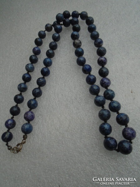 Mesés 100% TERMÉSZETES 50-60 ÉVEKBŐL  lapis lazuli lánc 56 cm RÖVIDEB 220 ct