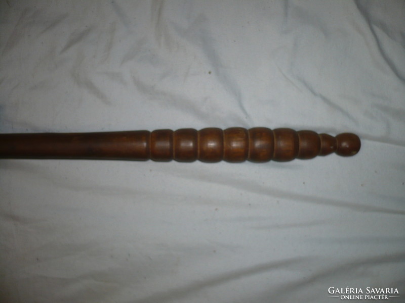 Fa buzogány vas tüskékkel 52cm