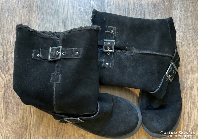 Skechers Australia prémes csizma 41