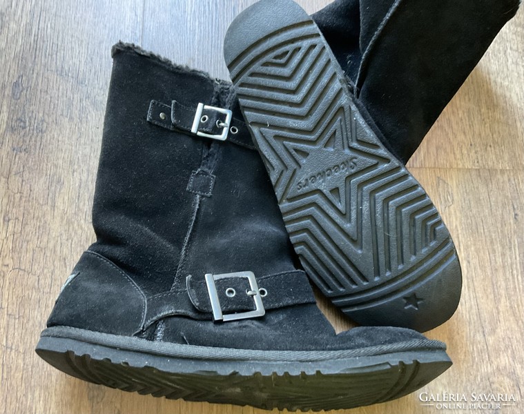 Skechers Australia prémes csizma 41