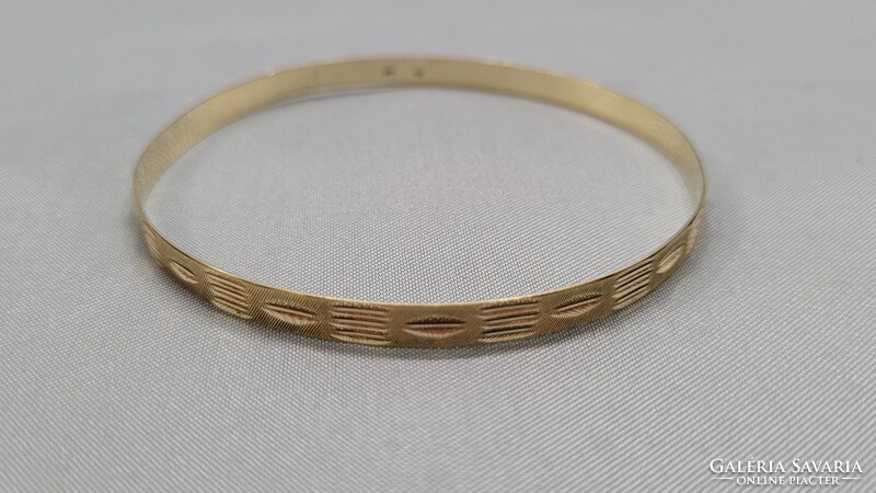14 K arany karkötő, karperec 5,44 g