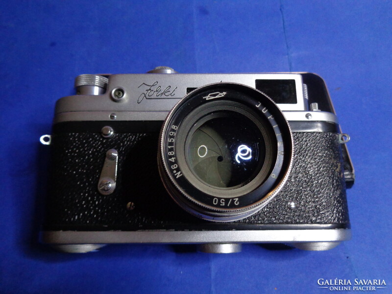 1962 Gyönyörű fémházas fényképezőgép  Zorki 4 Leica