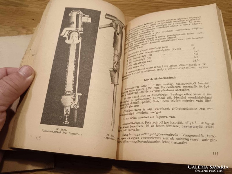 Légoltalmi könyvek az 1950-es évekből, 3 darab egyben, illusztrált kötetek, puha kötésben