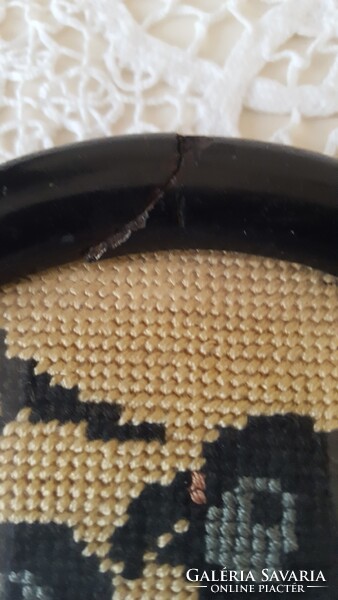 Gobelin kép,ovális fa keretben
