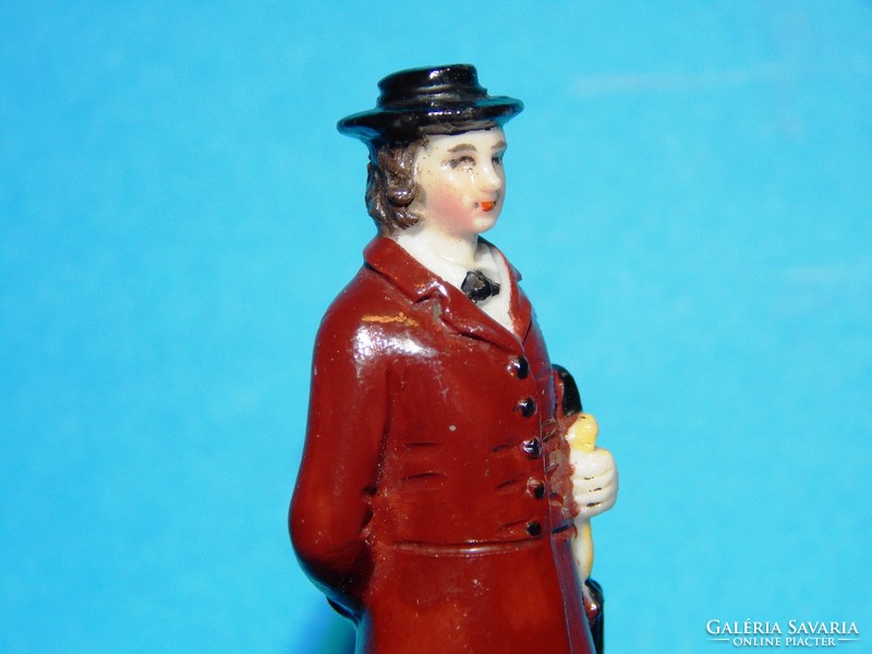 Scheibe-Alsbach Porcelán Manufaktura mini  szobor a 19.szd. első feléből, kiváló állapotban