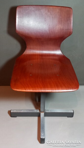 Mid century ikonikus Föltotto Pagholz szék ALKUDHATÓ design