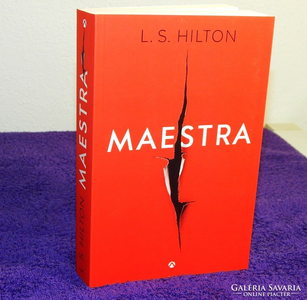 L.S.Hilton : Maestra  -- erotikus thriller