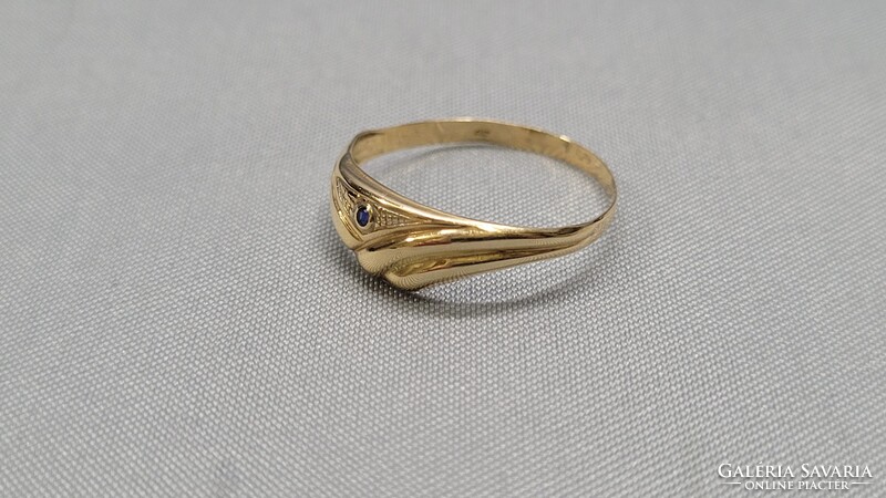 14 K arany gyűrű 0,80 g