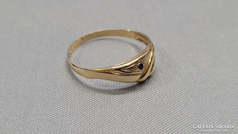 14 K arany gyűrű 0,80 g