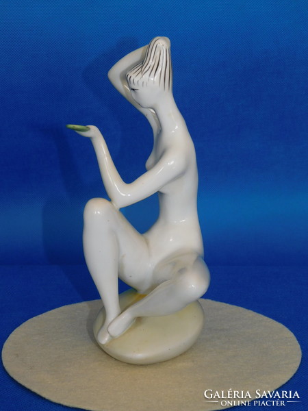 Art deco Zsolnay női akt - fésülködő nő tükörrel - porcelán nipp, figura