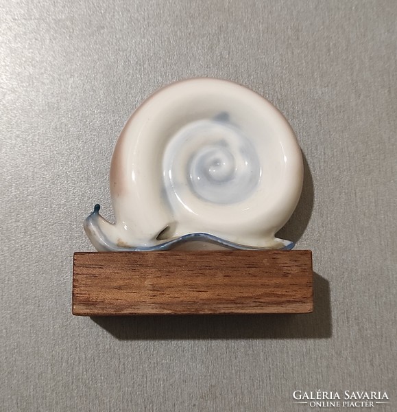 Régi, Aquincum porcelán csiga eladó