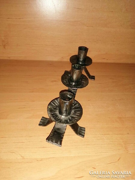 Retro fém gyertyatartó (KV)
