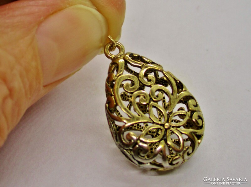 Csodaszép antik aranyozott  szecessziós medál
