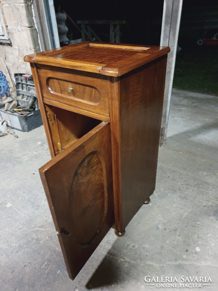 Bécsi kis szekrényke ca.1880