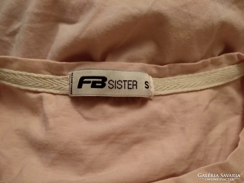 Női FB Sister póló S/36/8, Alkudható