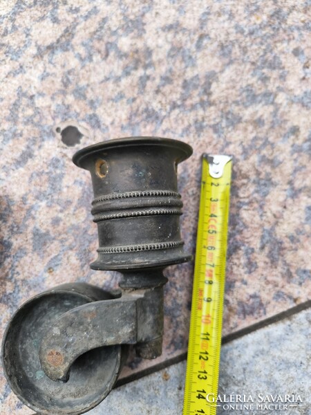 Antik öntött réz bronz tömör guruló làbak zongora bútor hangszer làb 3 db ,2,4 kg.1890- 1910.