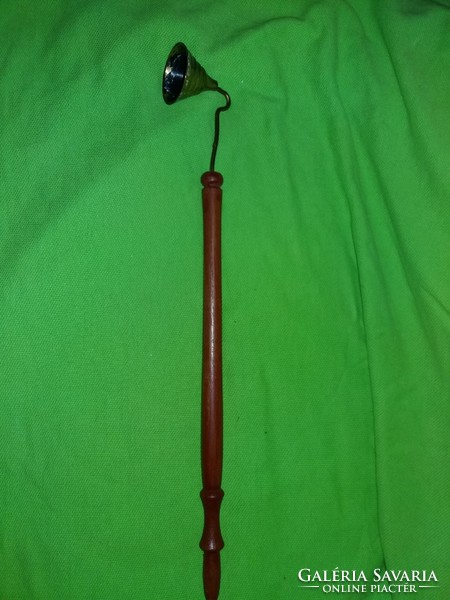Antik réz fejes fa esztergált nyeles gyertya oltó gyertyakoppantó 32 cm a képek szerint