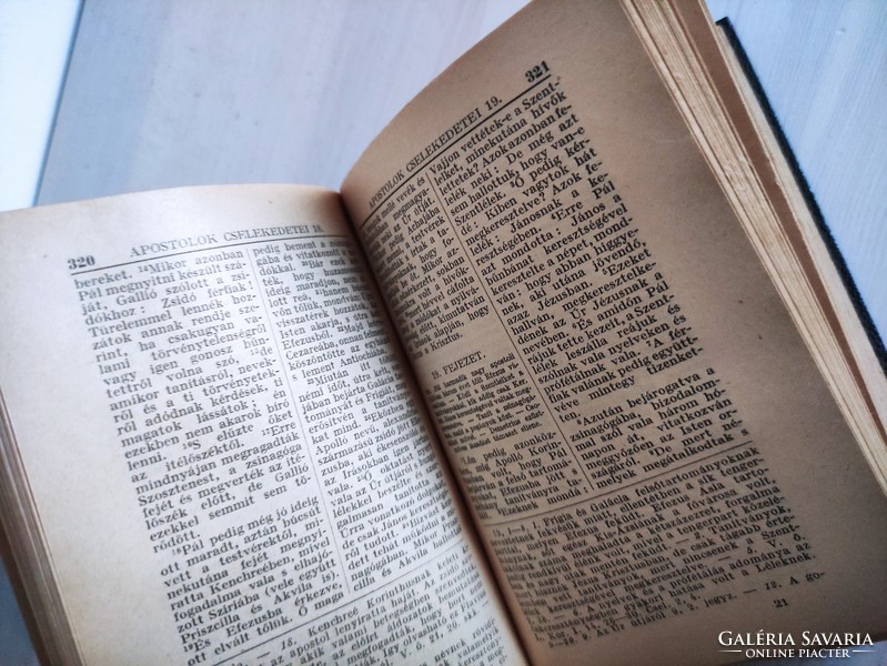 Káldi György s.j. Újszövetségi szentírás a vulgata szerint. Apostoli Szentszék Kiadó