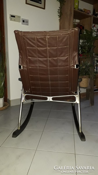Retro Takeshi Nii összecsukható hintaszék