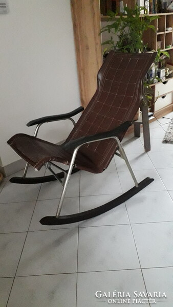 Retro Takeshi Nii összecsukható hintaszék