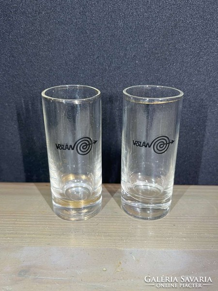 Volán feles poharak