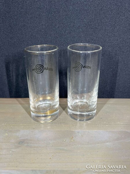 Volán feles poharak