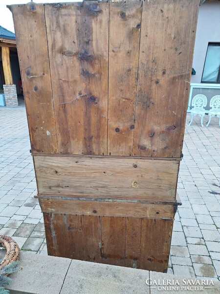 Antik biedermeier pohárszék