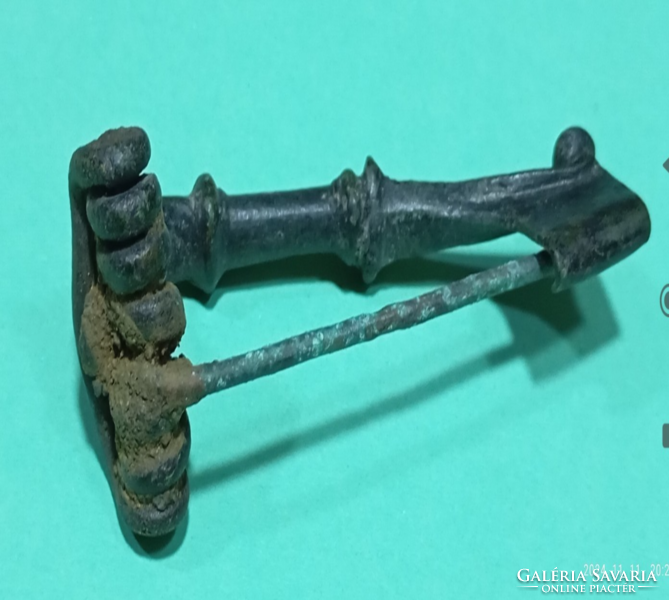 Római bronz fibula i.sz .200-300