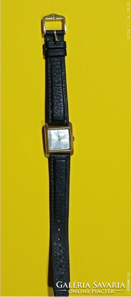 DOXA ARANY ,AUTOMATA ,18 KARÁTOS SVÁJCI  NŐI KARÓRA